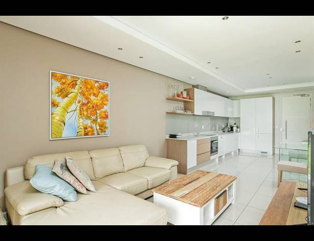 1 BEDROOM APARTMENT FOR SALE IN SANDOWN